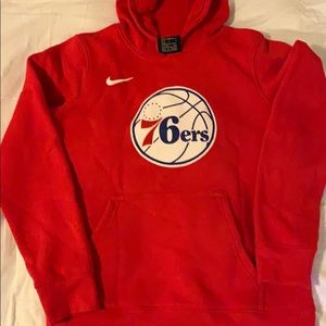 Boys size M 10-12 Nike 76ers red Hoodie sweatshirt